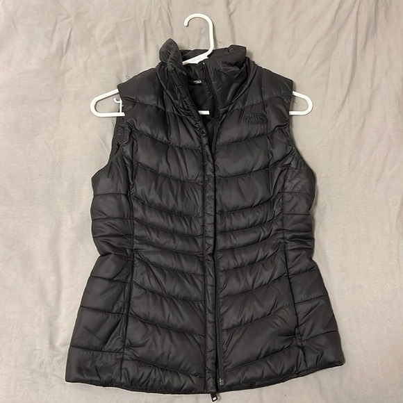 Black Puffy Northface Vest - Picture 1 of 3